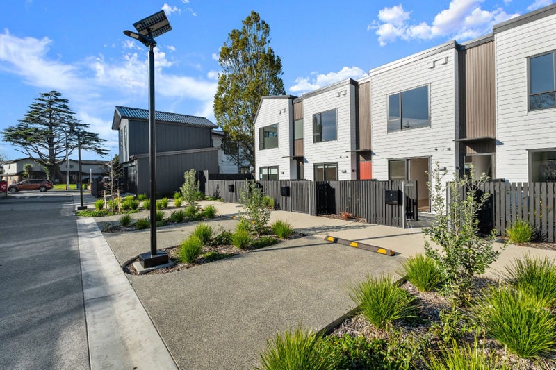 7 Isabella Lane, Henderson, Auckland - Carousel 16