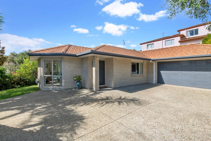 38 Monte Cassino Place, Birkdale, Auckland - Carousel 1