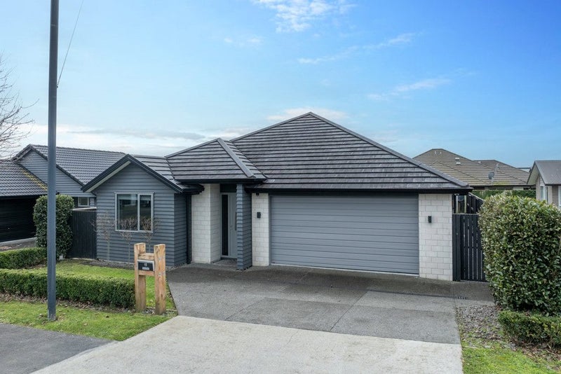 10 Wetherby Road, Flagstaff, Hamilton - Carousel 1