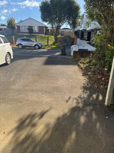 16 Glenside Avenue, Pakuranga Heights, Auckland - Carousel 5