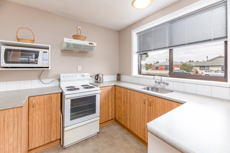 1/23 Tower Street, Hornby, Christchurch - Carousel 19