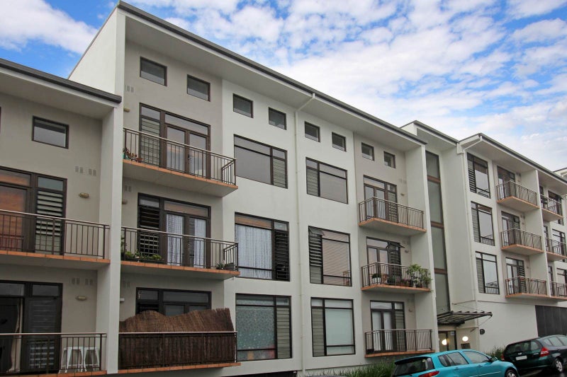 2A/9 Charlotte Street, Eden Terrace, Auckland - Carousel 2