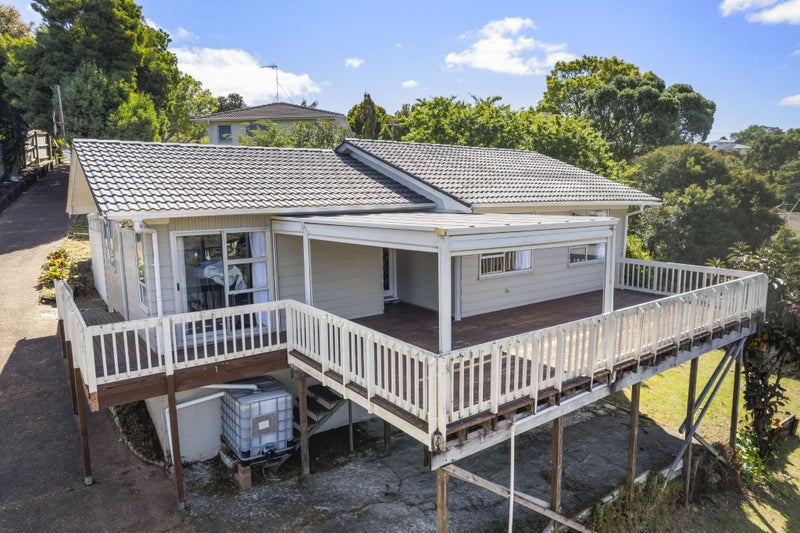 14 Erica Road, Sunnynook, Auckland - Carousel 17