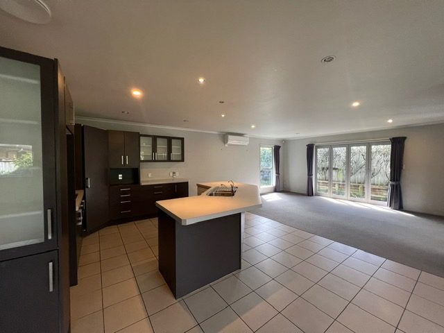 20 Haswell Place, Huntington, Hamilton - Carousel 2