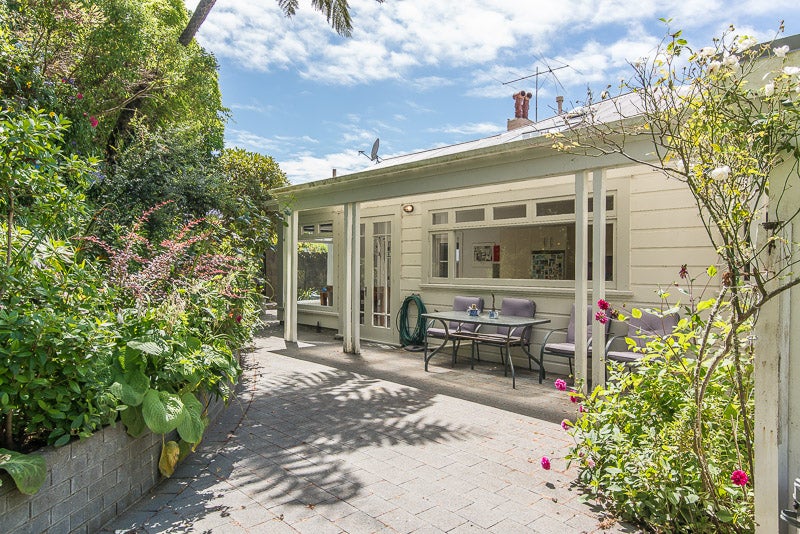 34 Mccoll Street, Vogeltown, Wellington - Carousel 2