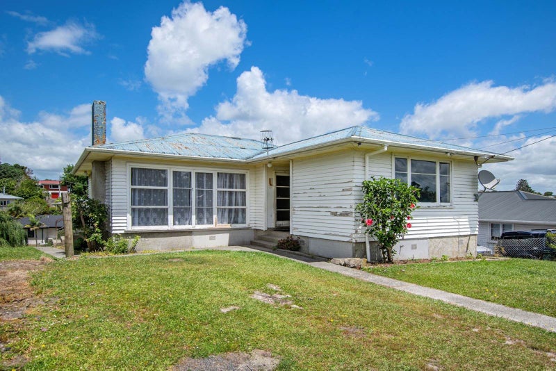 47 Clotworthy Crescent, Onerahi, Whangarei - Carousel 1