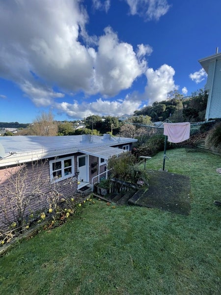 157 Maupuia Road, Miramar, Wellington - Carousel 14