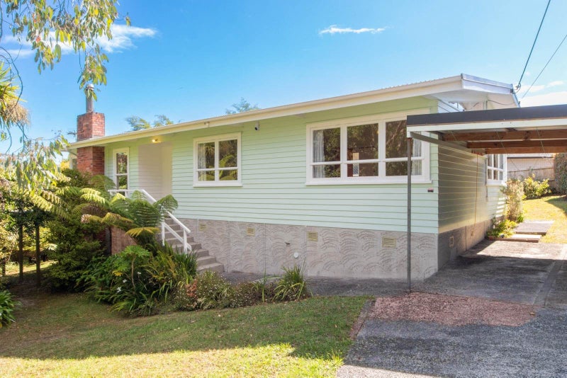 33 Chorley Avenue, Massey, Auckland - Carousel 2