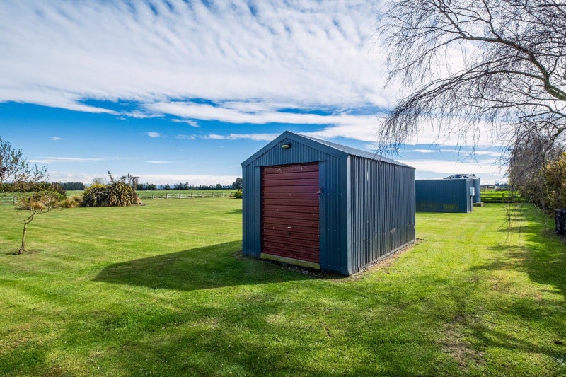 226 Fords Road, Willowby - Carousel 34