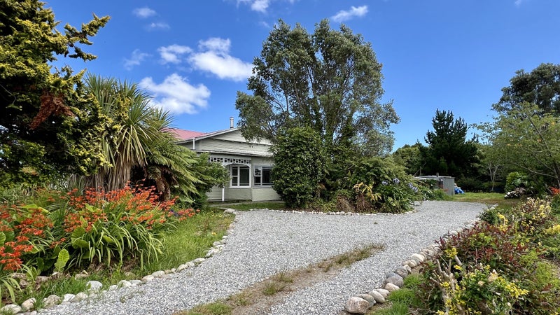 31 Brougham Street, Westport, Westport - Carousel 1