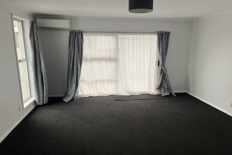 2/52 Nursery Road, Phillipstown, Christchurch - Carousel 2
