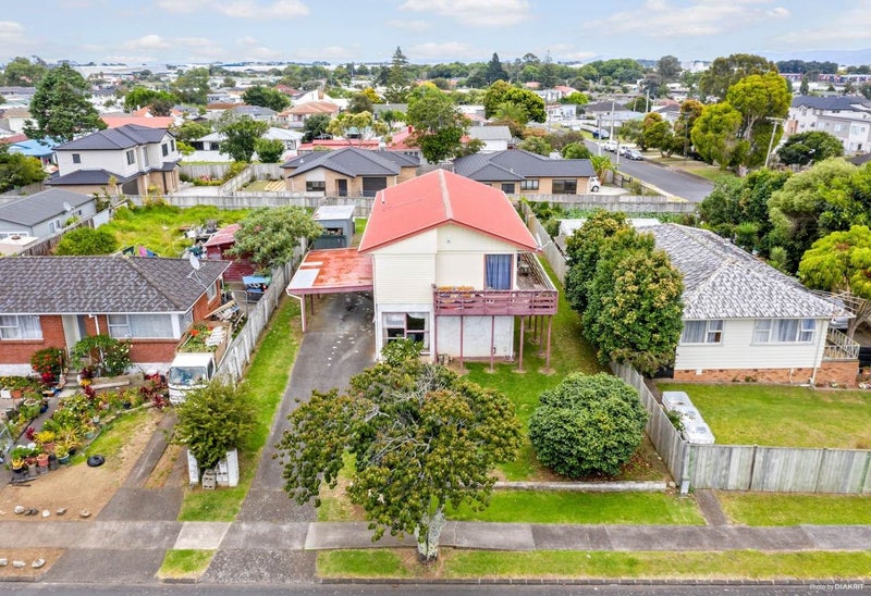 20 Cape Road, Mangere, Auckland - Carousel 18