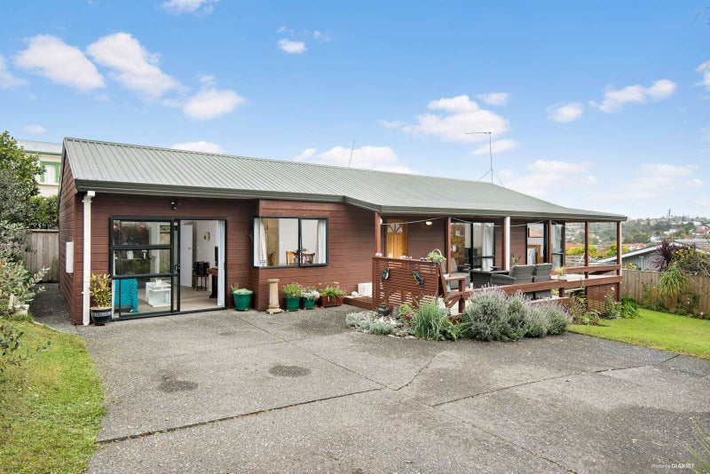 2/29 Arran Road, Browns Bay, Auckland - Carousel 2