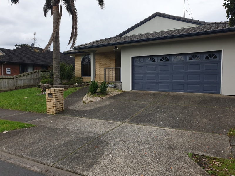 3 Northcross Drive, Oteha, Auckland - Carousel 1