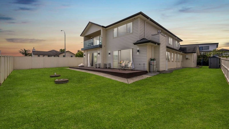 6 Keshvara Road, Beachlands, Auckland - Carousel 1