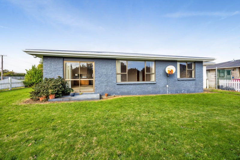 82 King Street, Opunake - Carousel 1