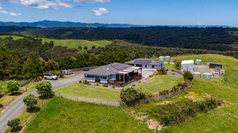 1421 Church Road, Kaingaroa, Kaitaia - Carousel 2