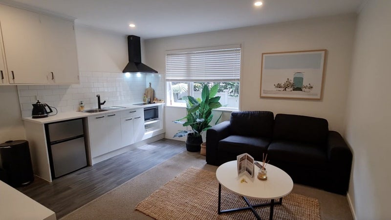 213 Jervois Road, Herne Bay, Auckland - Carousel 1