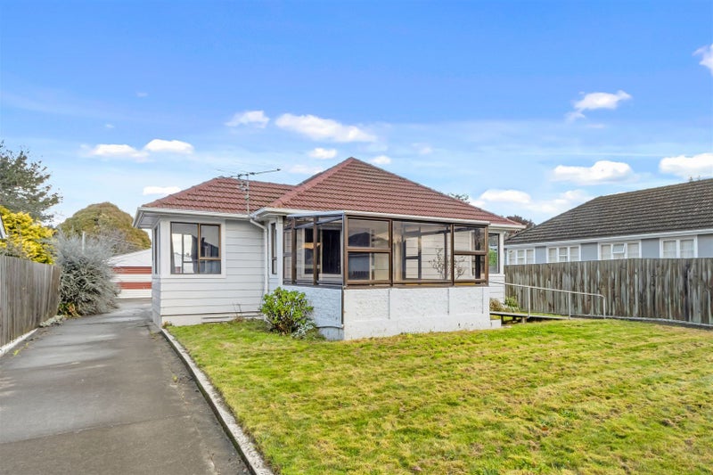 6 Hillary Crescent, Upper Riccarton, Christchurch - Carousel 1