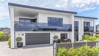 16 Loloma Way, Wharewaka, Taupo - Carousel 1