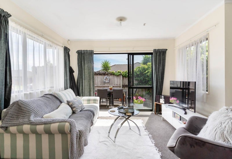 28 Corrofin Drive, East Tamaki, Auckland - Carousel 2