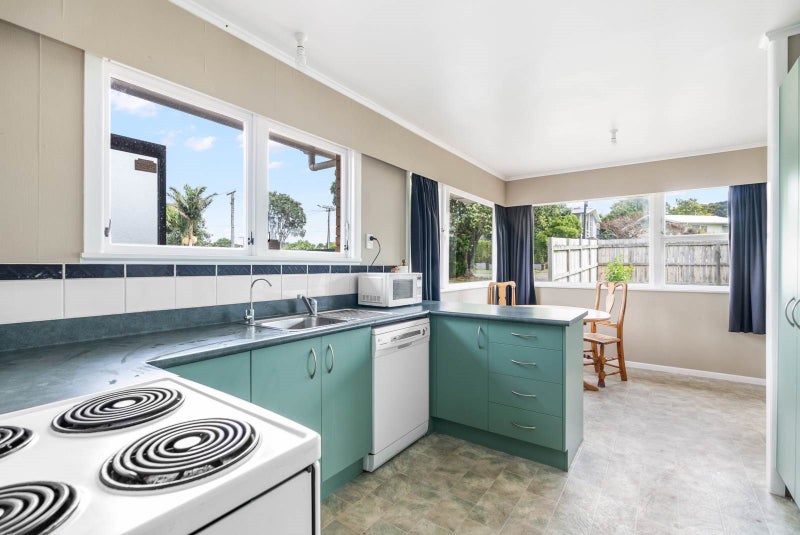 56 Te Paka Crescent, Kamo, Whangarei - Carousel 2