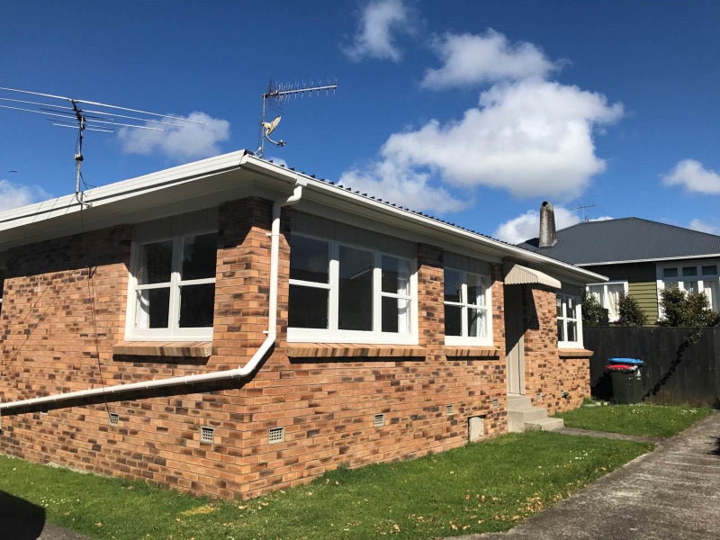 3/23 Matai Road, Greenlane, Auckland - Carousel 1
