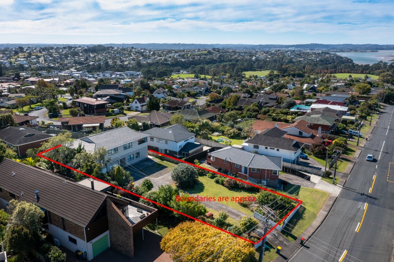 162 Royal Road, Massey, Auckland - Carousel 30