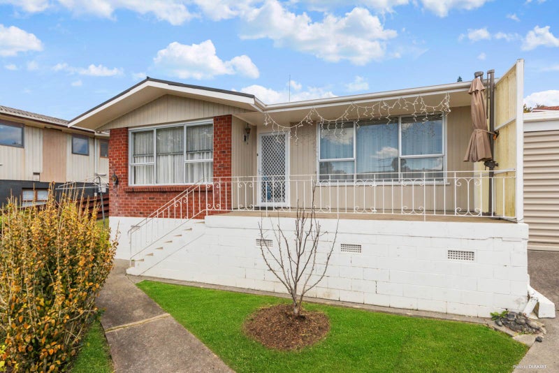 2/19 Manhattan Heights, Glendene, Auckland - Carousel 2