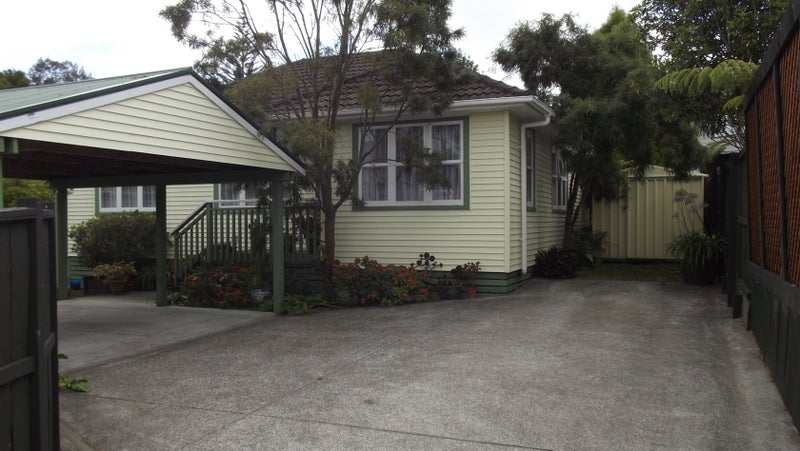 220 Henderson Valley Road, Henderson, Auckland - Carousel 1