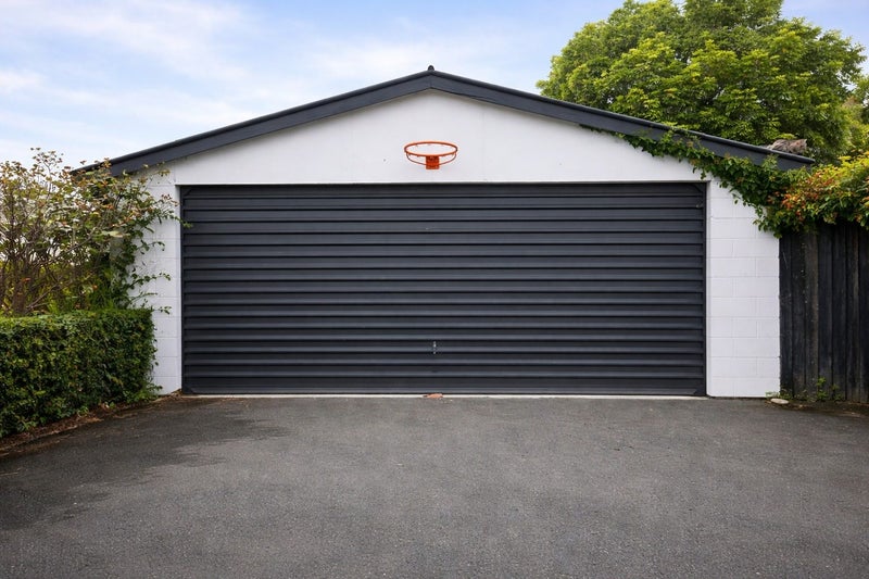10 Lucienne Place, Hillsborough, Christchurch - Carousel 17