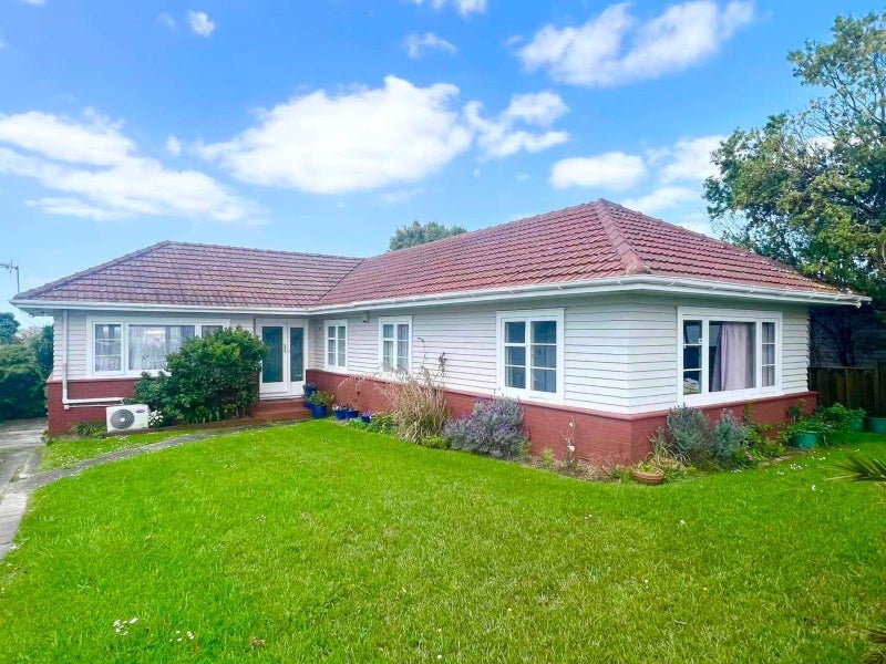 108 New Windsor Road, New Windsor, Auckland - Carousel 2