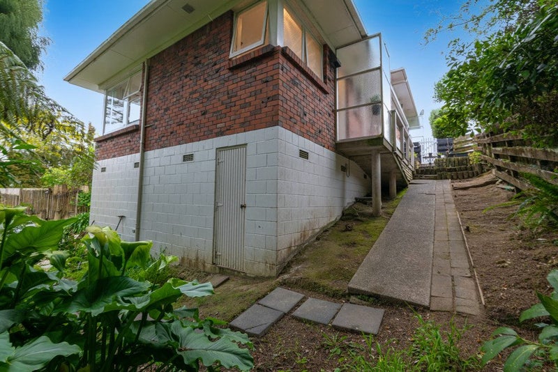 2/10 Nea Place, Hillcrest, Auckland - Carousel 18