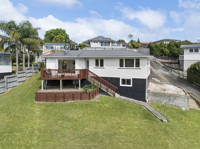 76 Alexander Street, Cockle Bay, Auckland - Carousel 1