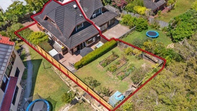 1/26 Ronald Macken Place, Windsor Park, Auckland - Carousel 1