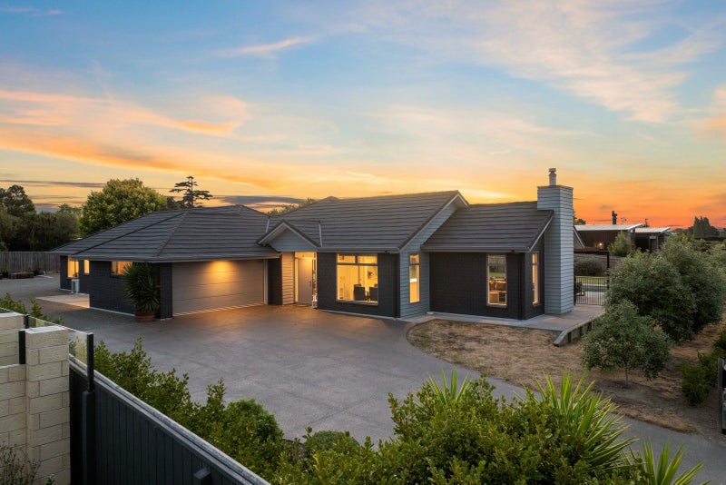 25 Birchwood Avenue, Burleigh, Blenheim - Carousel 25