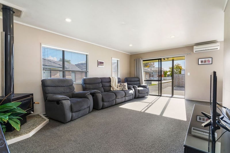 18B Albert Street, Hamilton East, Hamilton - Carousel 2