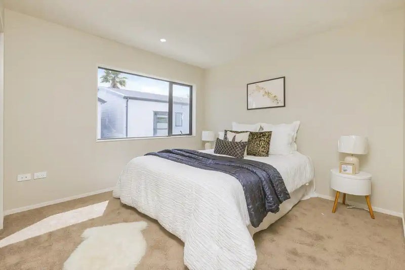 43 Papakura-Clevedon Road, Papakura - Carousel 2