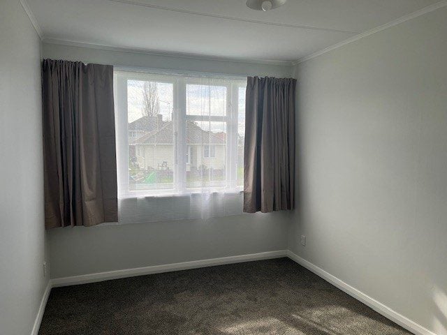 43 Dunkirk Road, Panmure, Auckland - Carousel 7