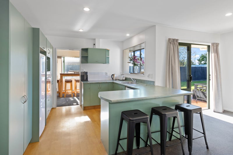 105 Inwoods Close, Parklands, Christchurch - Carousel 2