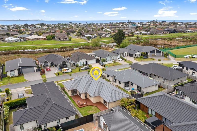 48 Harding Drive, Papamoa Beach, Papamoa - Carousel 2