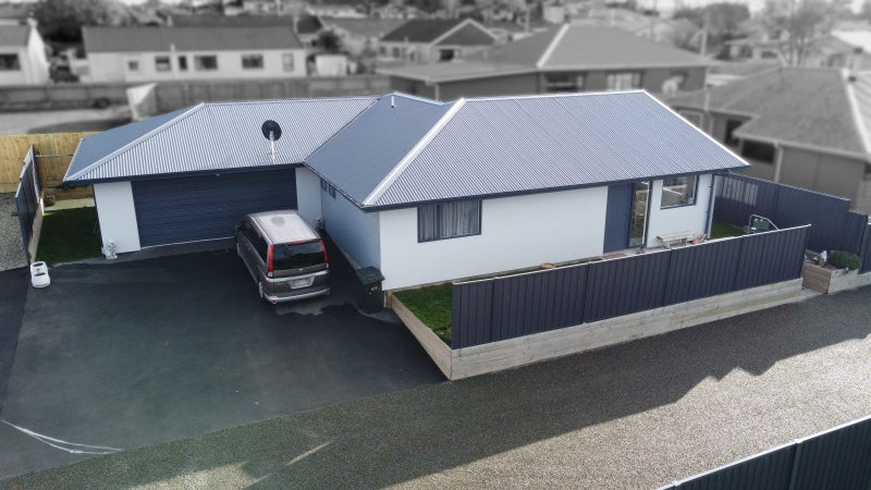 11E Kingslea Street, Holmes Hill, Oamaru - Carousel 1