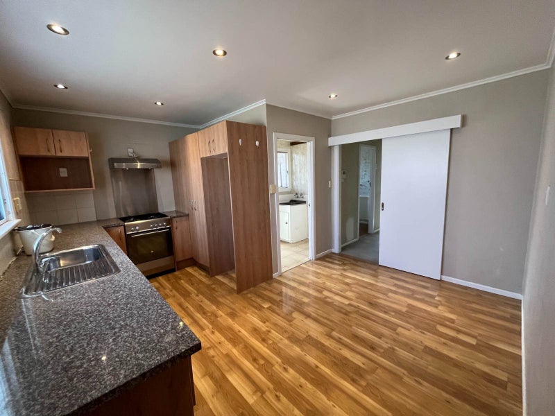 5 Lucas Place, Weymouth, Auckland - Carousel 2