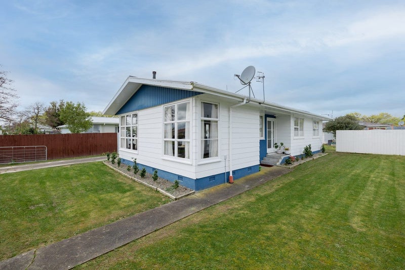 19 Halswell Crescent, Westbrook, Palmerston North - Carousel 1