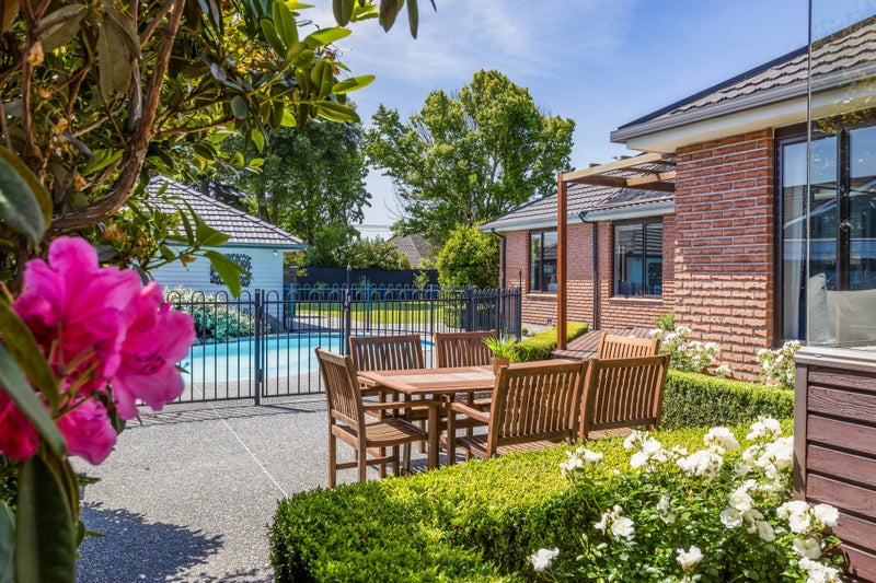 168 Cashmere Road, Hoon Hay, Christchurch - Carousel 1