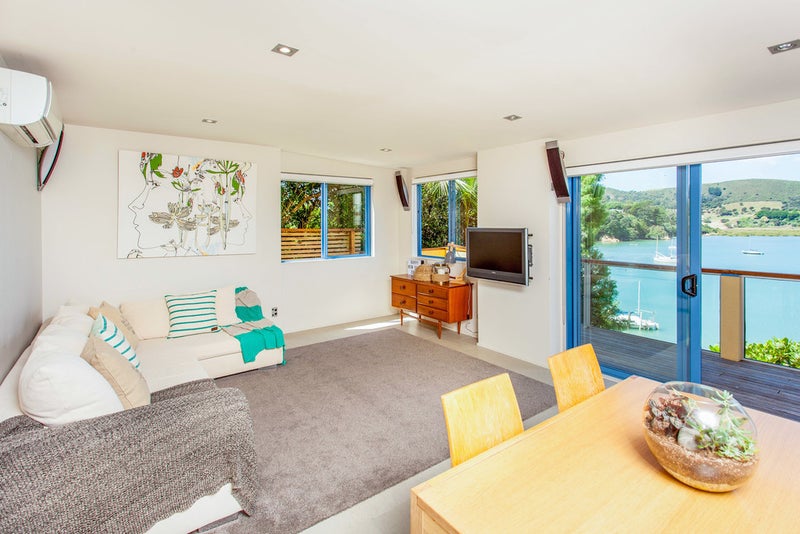 63 Natzka Road, Ostend, Waiheke Island - Carousel 2