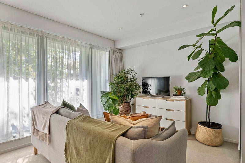 214/5 Howe Street, Auckland Central, Auckland - Carousel 2
