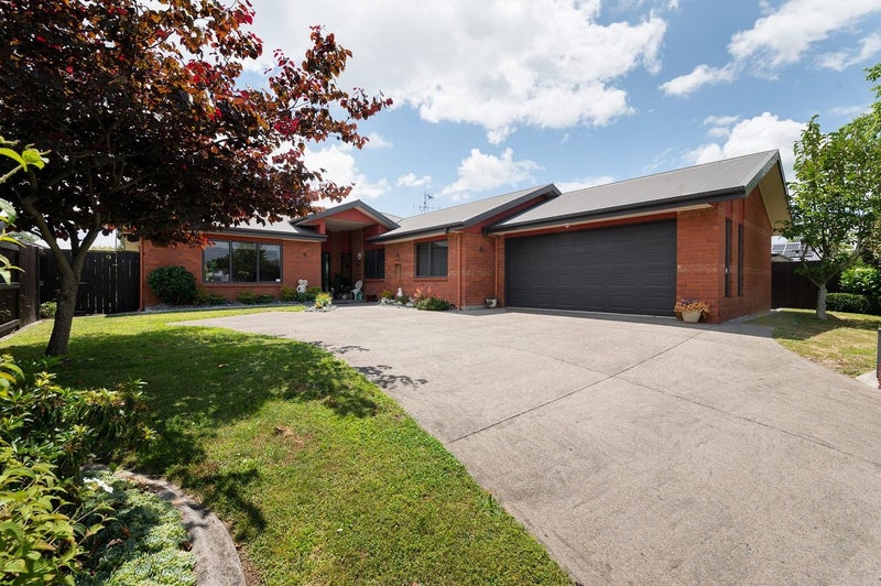 3 Wiltshire Drive, Huntington, Hamilton - Carousel 2