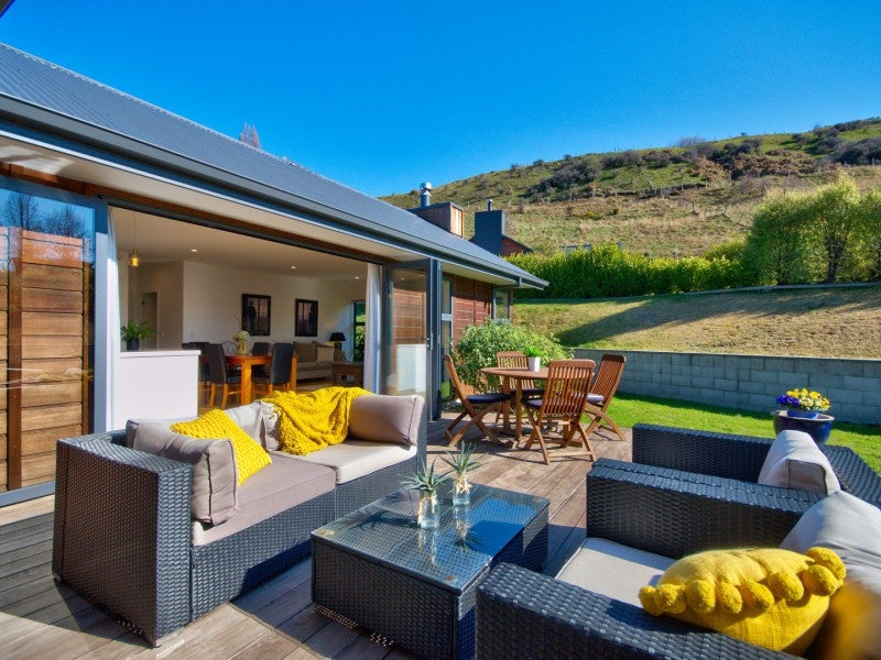 6 Trench Hill Road, Quail Rise, Lower Shotover , Queenstown  - Carousel 1