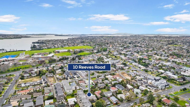 10 Reeves Road, Pakuranga, Auckland - Carousel 1